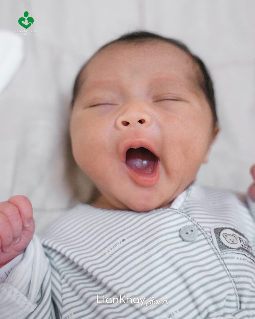 Moment of Birth — Lian Khay Photography